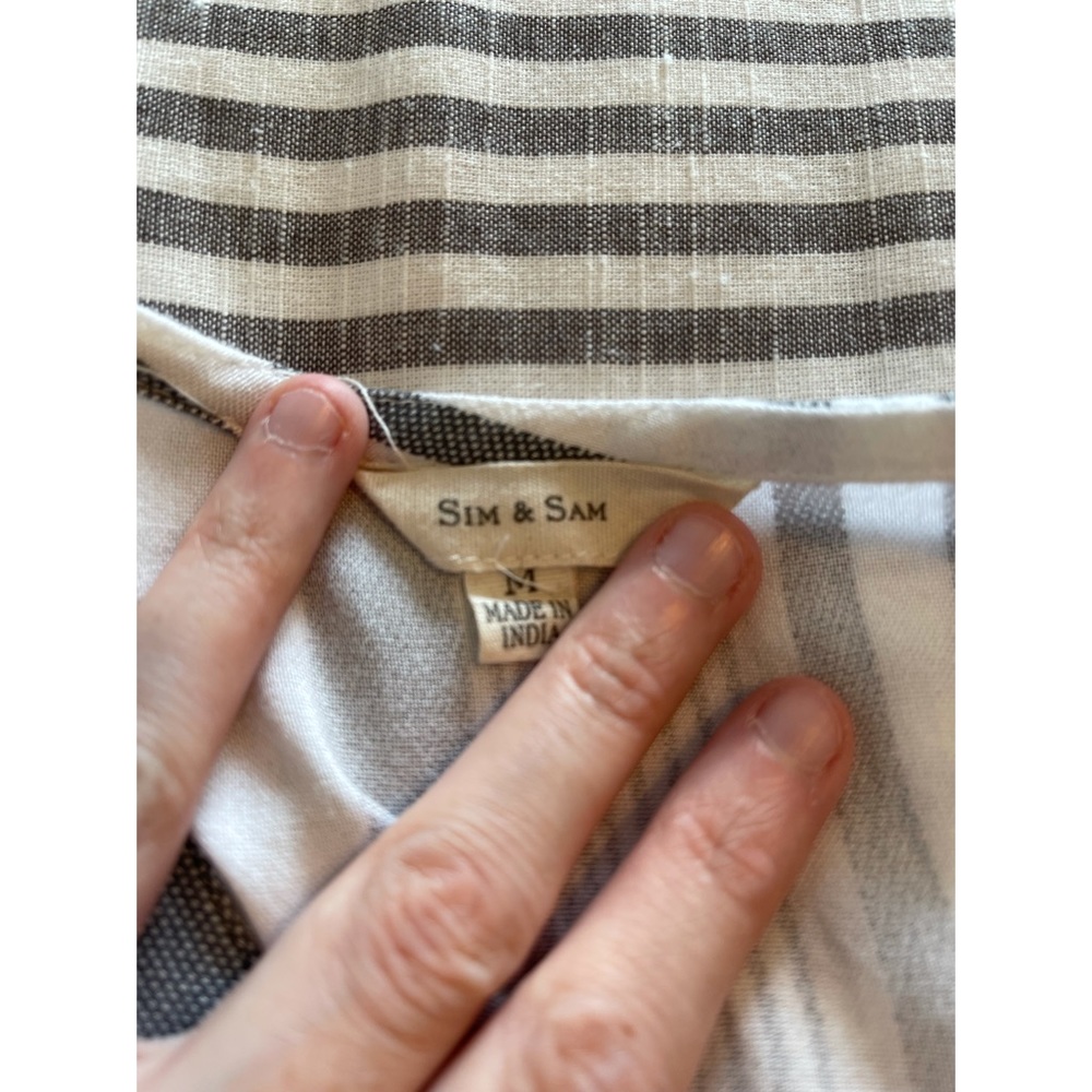 Sim & Sam Striped Top - Picture 2 of 7